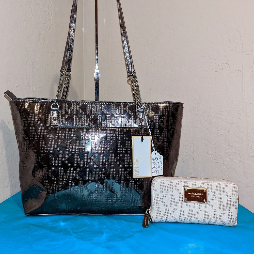 Michael Kors Signature Mirror Metallic Chain Tote Shoulerbag Carryall w/MKWallet
